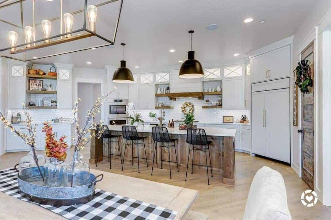 13 of  Pendant Lighting Ideas for Kitchen