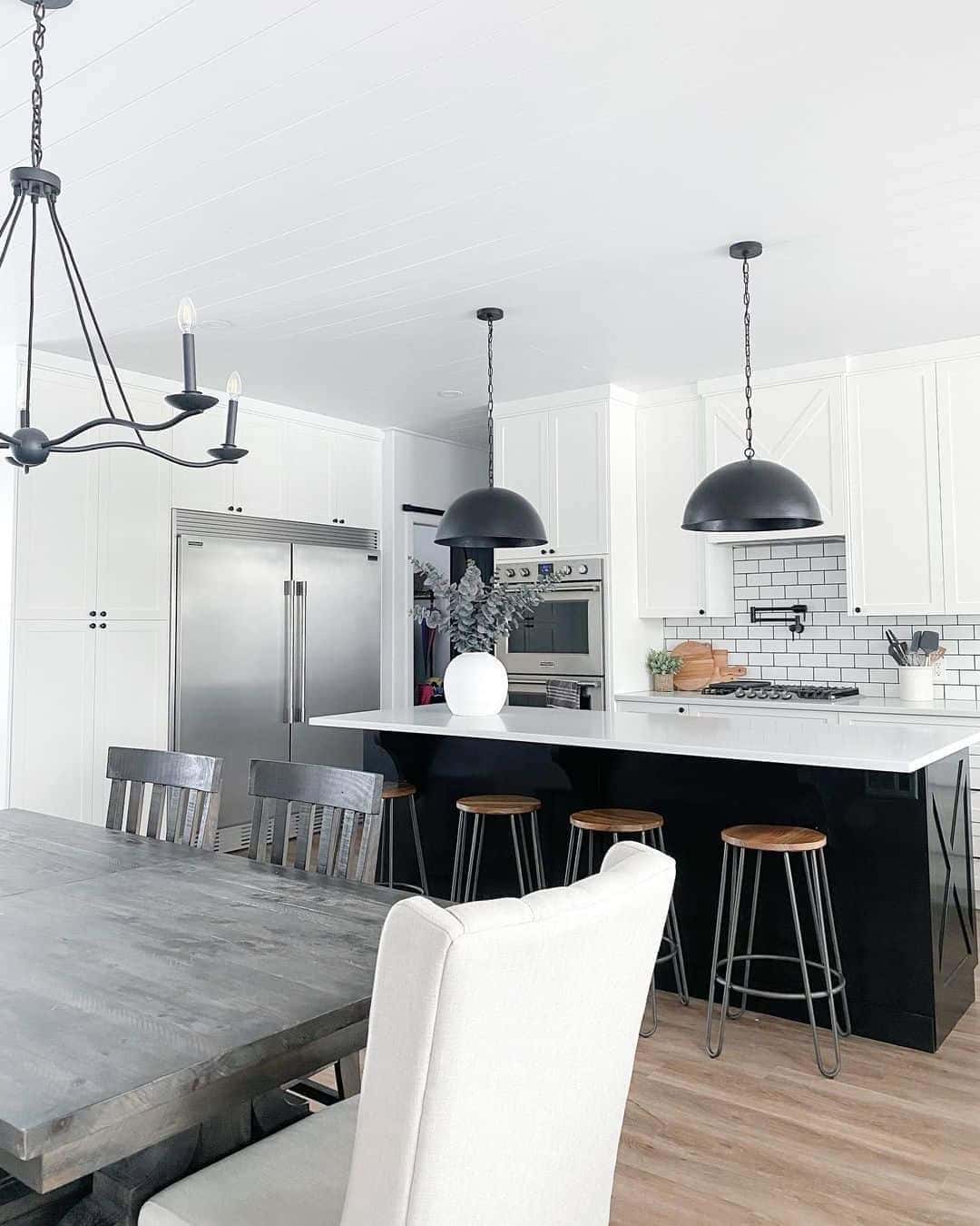 10 of  Modern Farmhouse Kitchen With Gray Chandelier