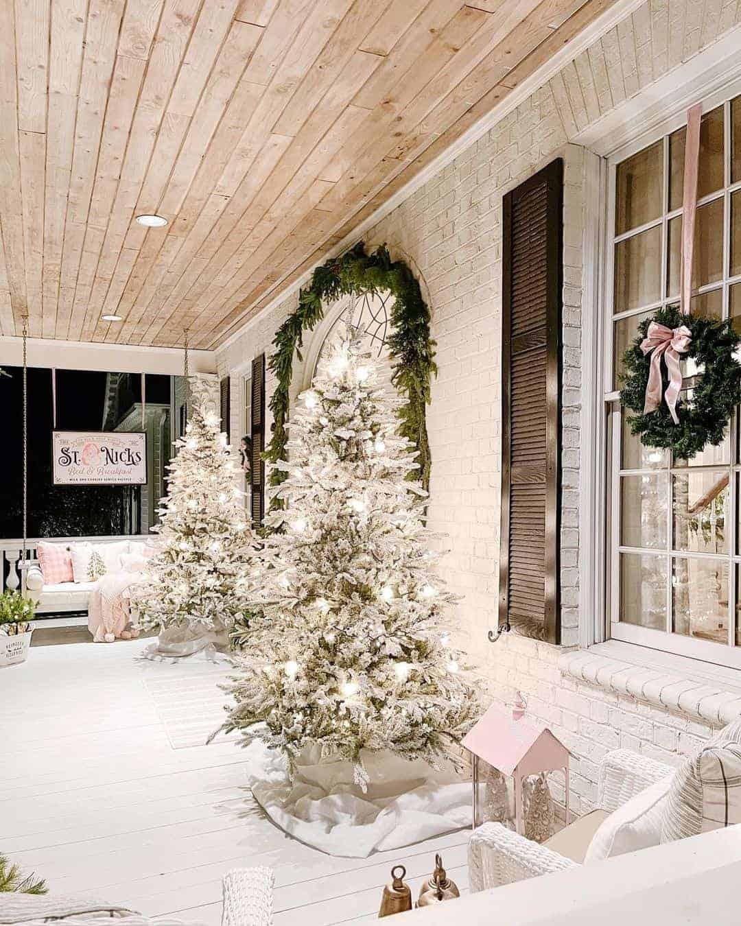 13 of  Pink Winter Porch Décor Inspiration