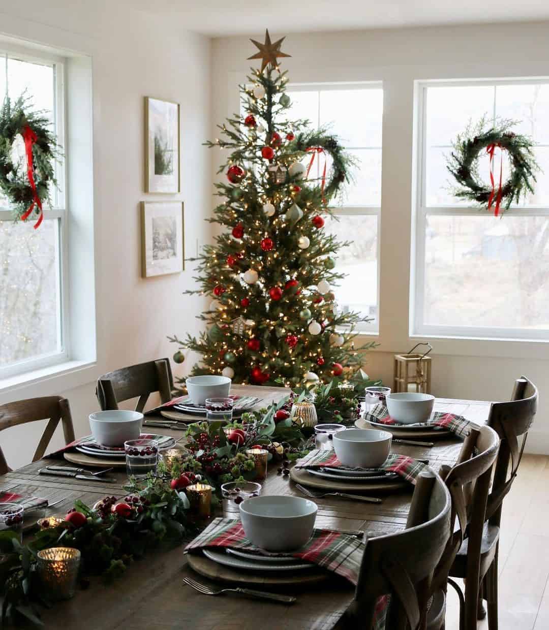 07 of  Illuminated Dining Room With Christmas Décor