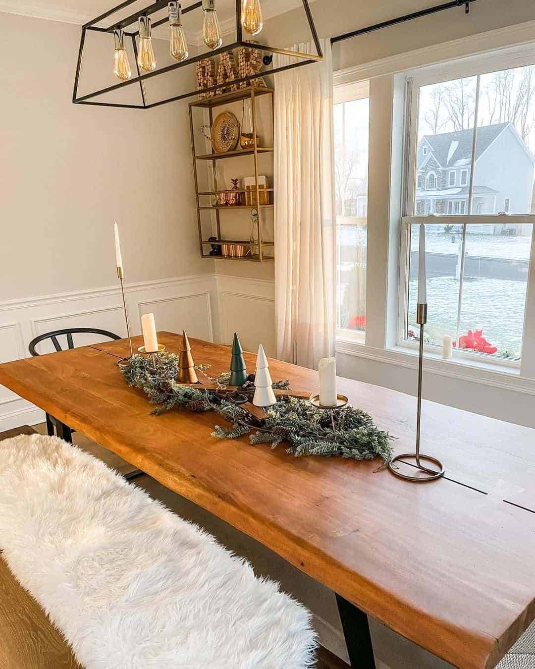 09 of  Modern Farmhouse Winter Dining Table