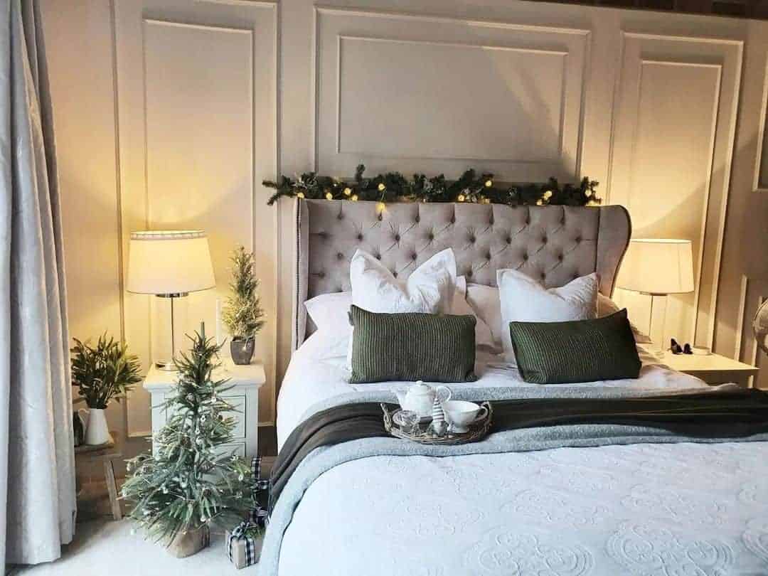 14 of  Christmas Bedroom With Wall Trim