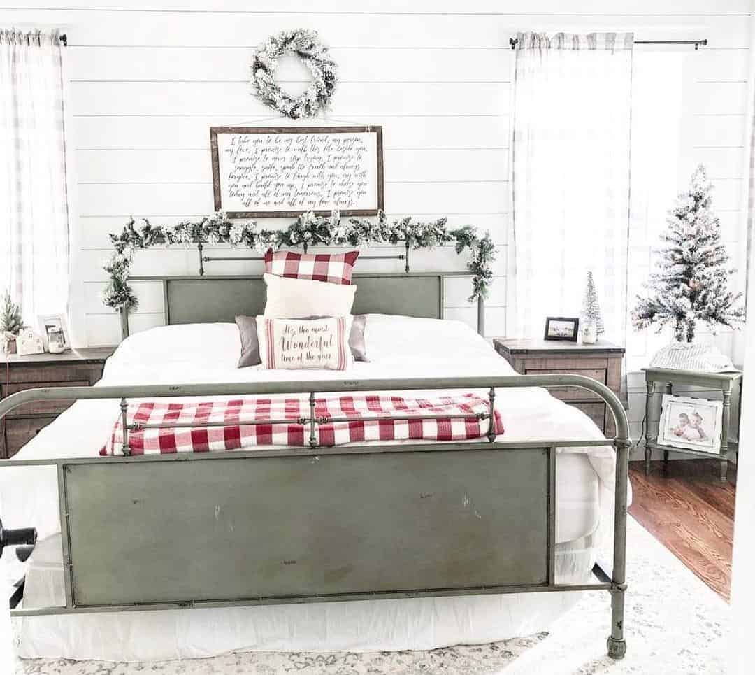 03 of  Green and Shiplap Farmhouse Christmas Suite