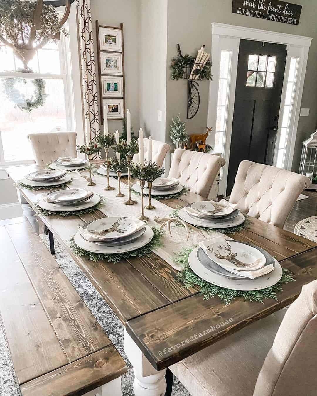 13 of  Rustic-themed Winter Dining Room