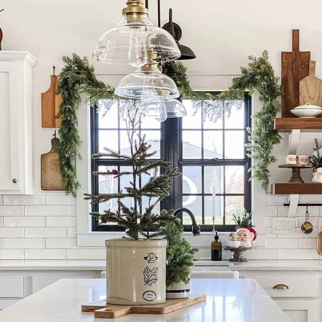 04 of  Kitchen With Christmas-inspired Centerpiece