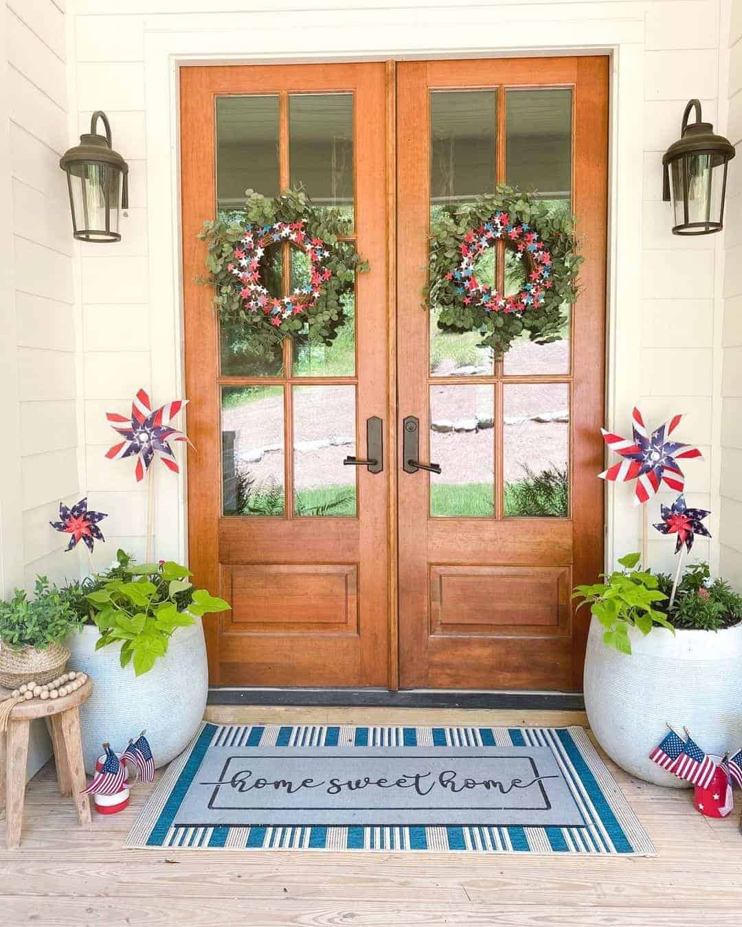 08 of  Patriotic Wreath Ideas for Outdoor Decorations